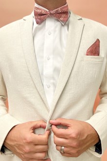 Byron Banksia Rust Bow Tie