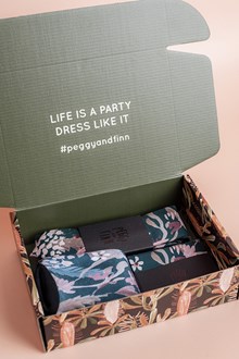 Teal Blooms Tie Gift Set
